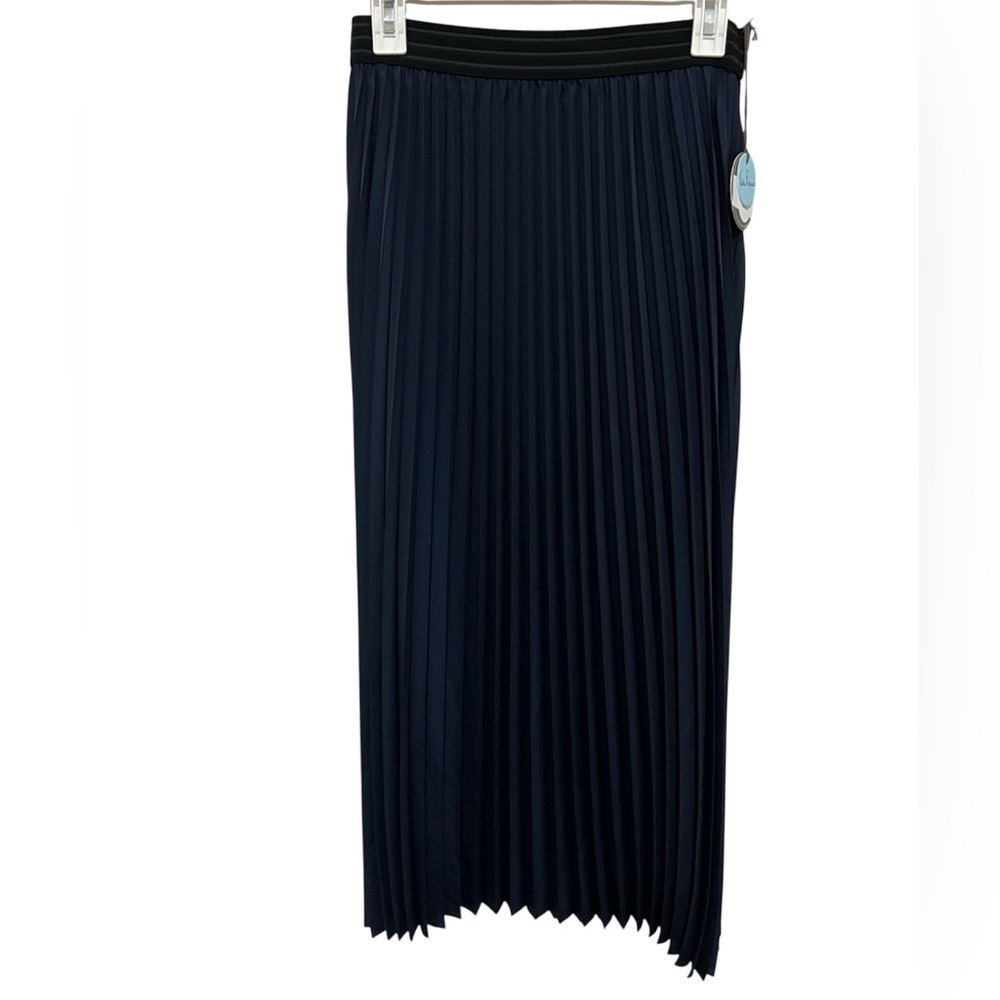 NWT Eva Franco Emi Pleated Navy Blue Skirt (Size M)